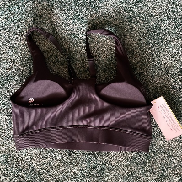 All in Motion Sports Bra - Picture 2 of 6